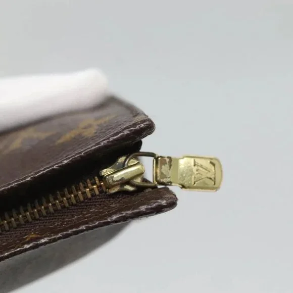 LOUIS VUITTON Monogram Poche Toilette 15 Pouch